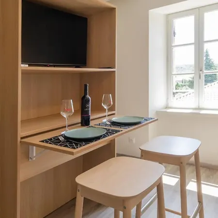 Merlot Apartment *